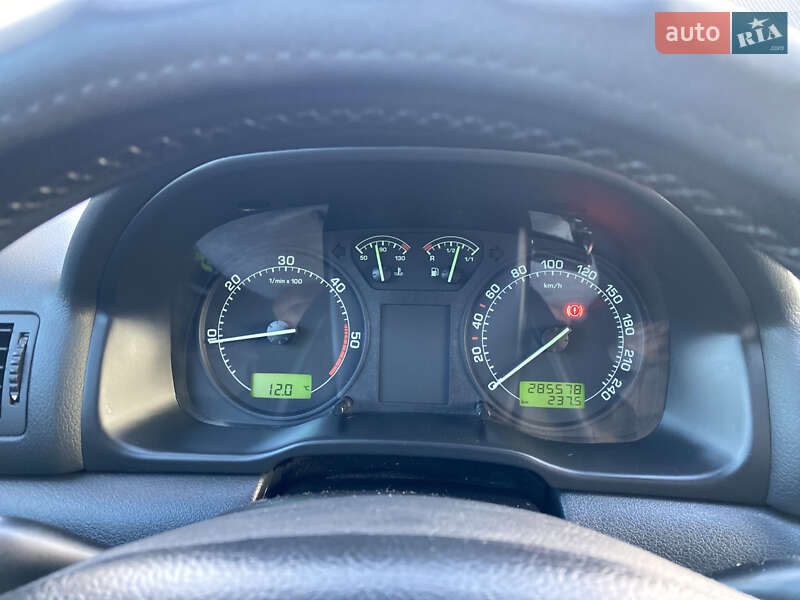 Лифтбек Skoda Octavia 2008 в Ужгороде