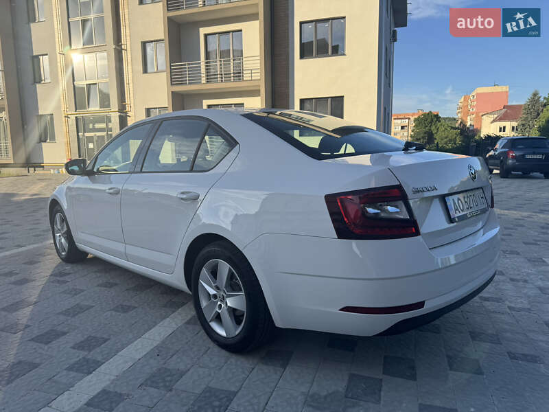 Лифтбек Skoda Octavia 2017 в Мукачево