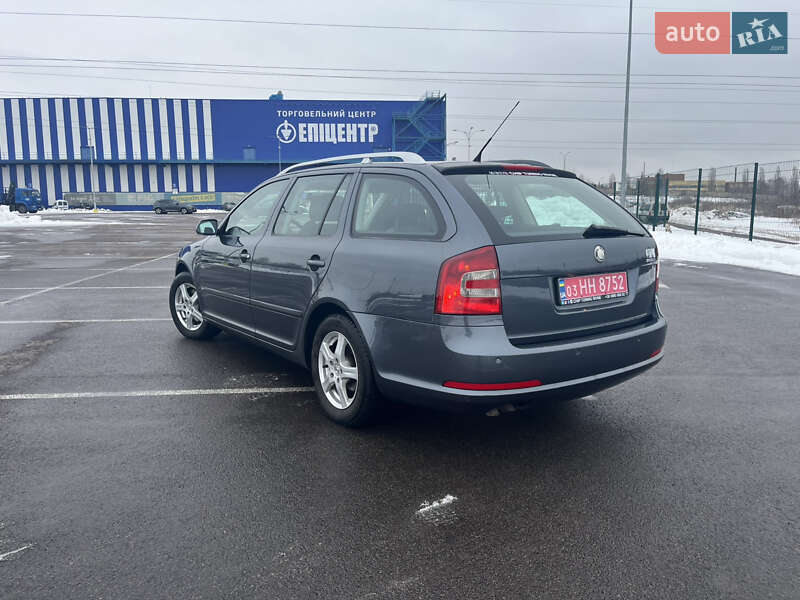 Универсал Skoda Octavia 2008 в Ровно