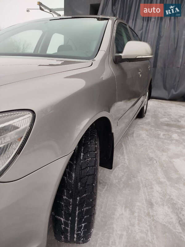 Лифтбек Skoda Octavia 2009 в Стрые фото 6 Лифтбек Skoda Octavia 2009 в Стрые