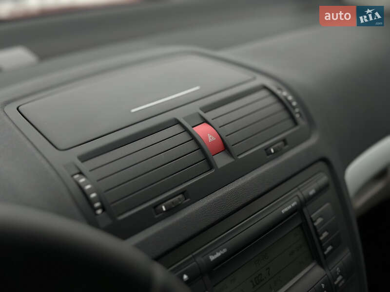 Универсал Skoda Octavia 2006 в Самборе