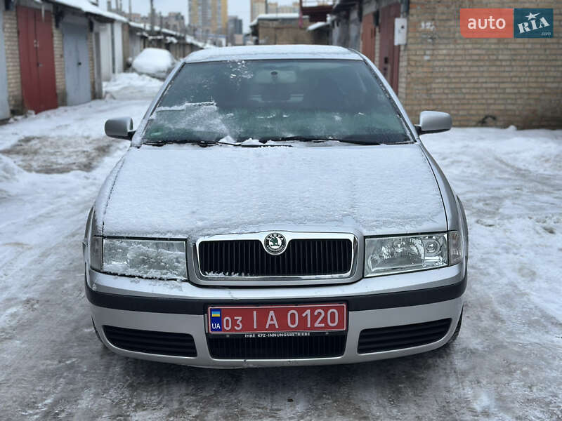 Лифтбек Skoda Octavia 2006 в Киеве