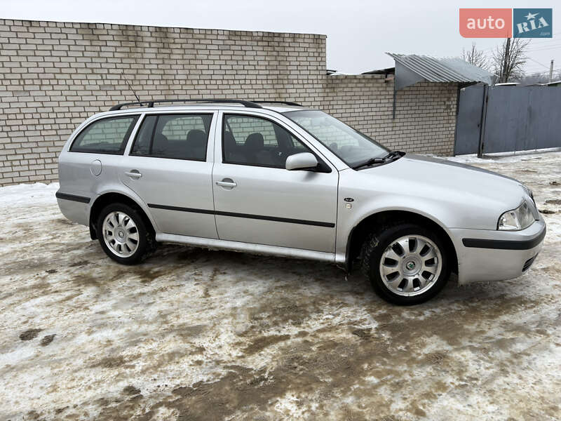 Универсал Skoda Octavia 2003 в Харькове