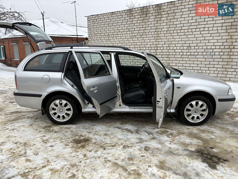 Универсал Skoda Octavia 2003 в Харькове