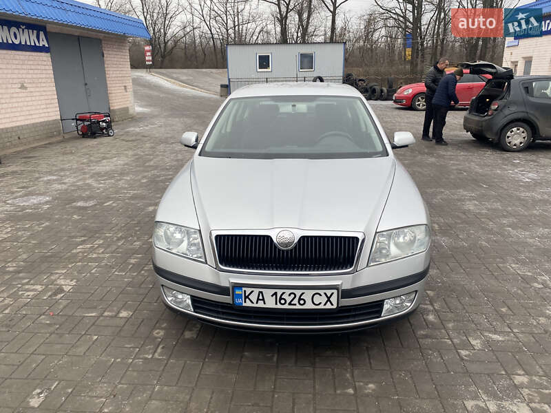 Ліфтбек Skoda Octavia 2004 в Кривому Розі фото Ліфтбек Skoda Octavia 2004 в Кривому Розі