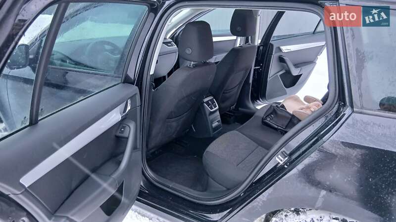 Универсал Skoda Octavia 2015 в Львове