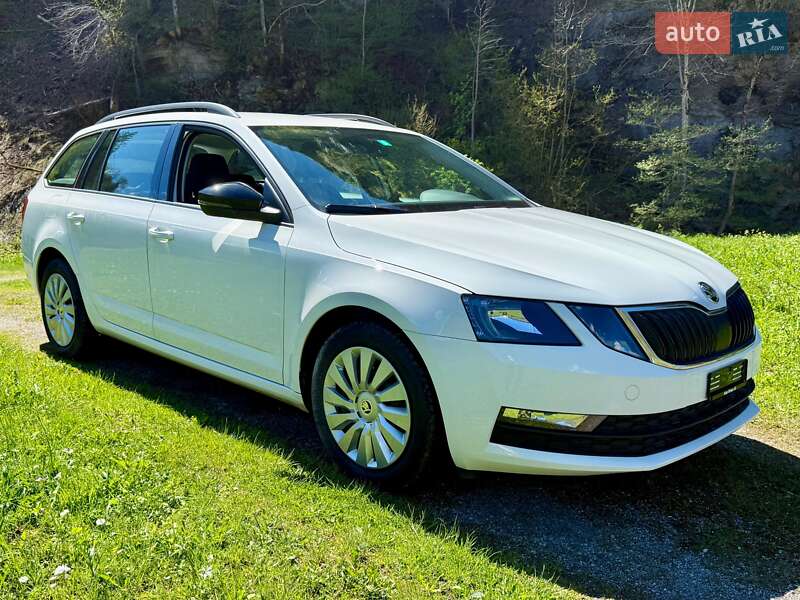 Универсал Skoda Octavia 2019 в Киеве