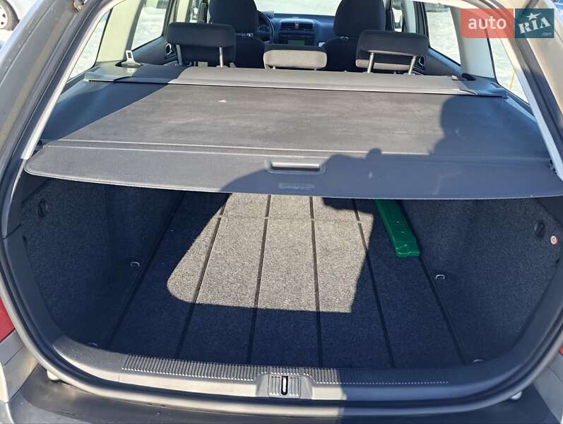 Универсал Skoda Octavia 2006 в Виннице