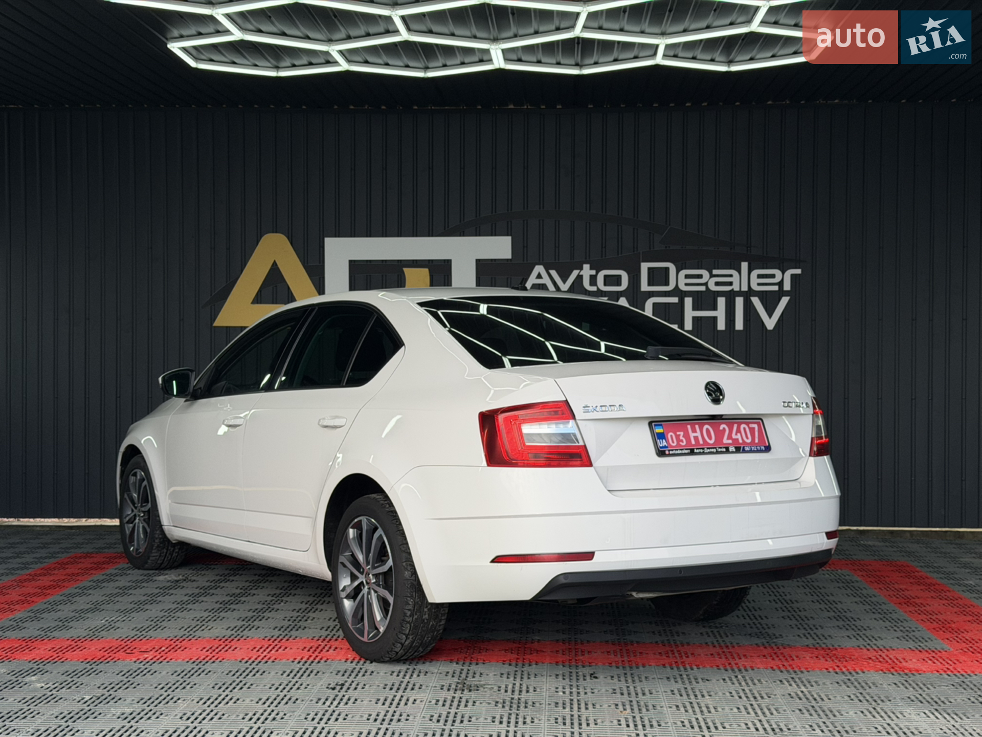 2019 Skoda Octavia - мініатюра 35