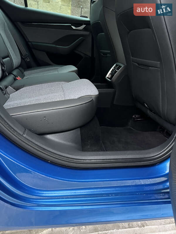 Лифтбек Skoda Octavia 2024 в Львове фото 30 Лифтбек Skoda Octavia 2024 в Львове