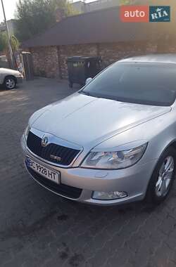Универсал Skoda Octavia 2009 в Львове