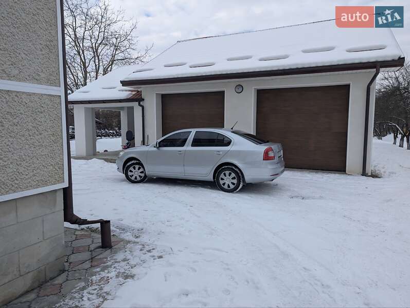 Skoda Octavia 2012 Skoda Octavia 2012