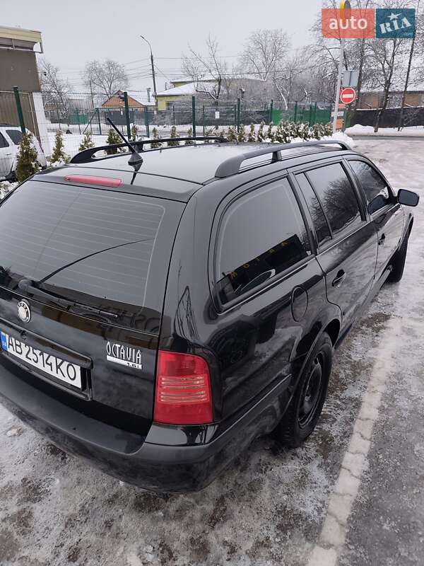 Универсал Skoda Octavia 2003 в Виннице