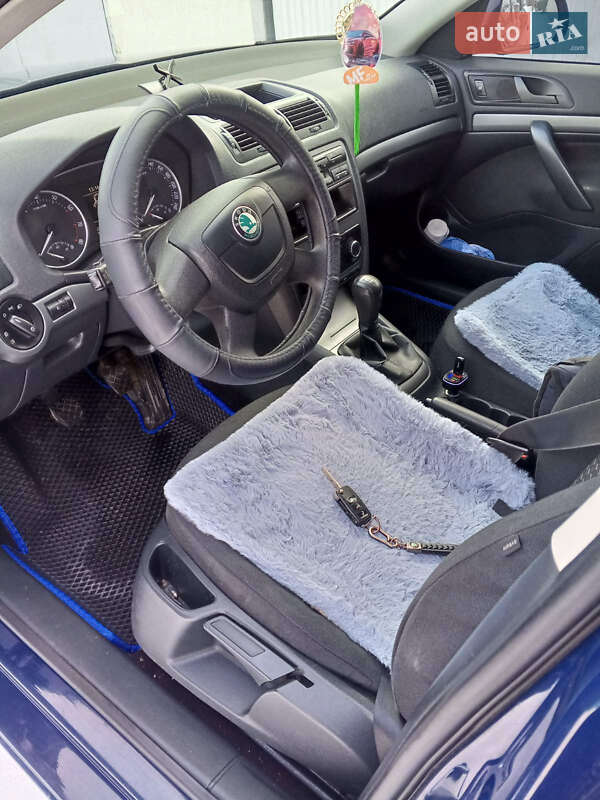 Универсал Skoda Octavia 2012 в Баре фото 6 Универсал Skoda Octavia 2012 в Баре
