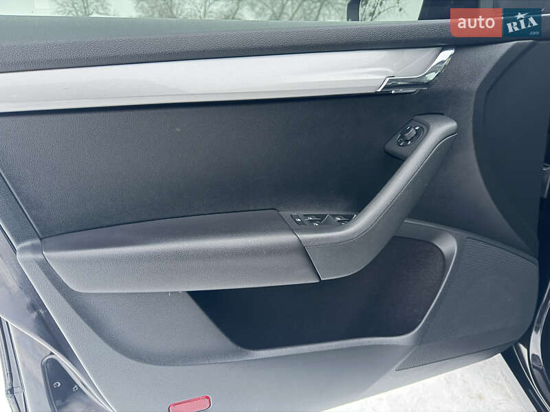 Лифтбек Skoda Octavia 2014 в Ахтырке фото 25 Лифтбек Skoda Octavia 2014 в Ахтырке