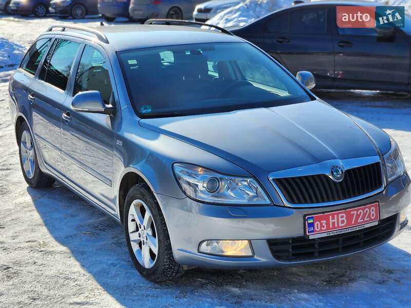 Универсал Skoda Octavia 2012 в Луцке