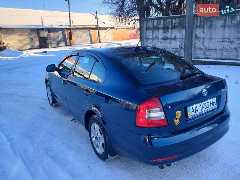 Лифтбек Skoda Octavia 2012 в Прилуках