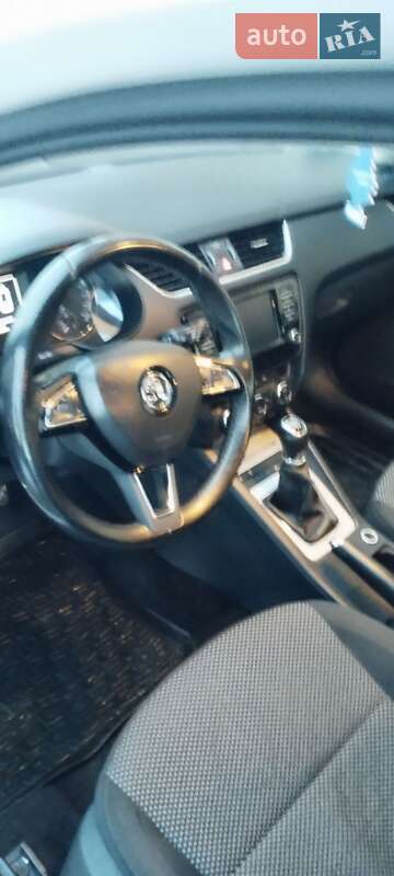 Универсал Skoda Octavia 2016 в Самборе