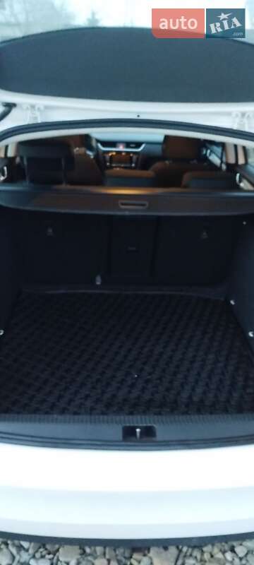 Универсал Skoda Octavia 2016 в Самборе