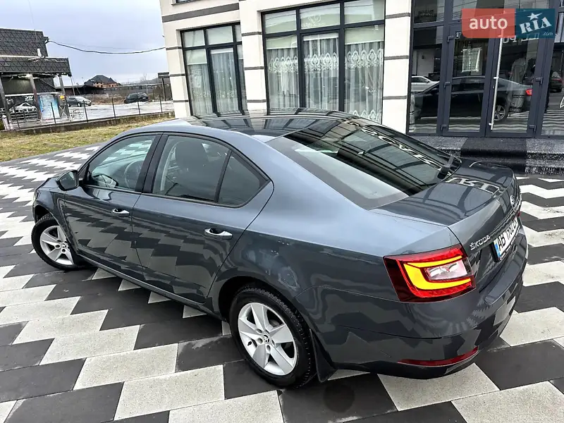 Skoda Octavia 2018 VIN TMBAJ2NE9JB009268 фото оголошення 19 з 75