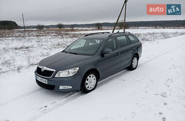 Універсал Skoda Octavia 2010 в Луцьку