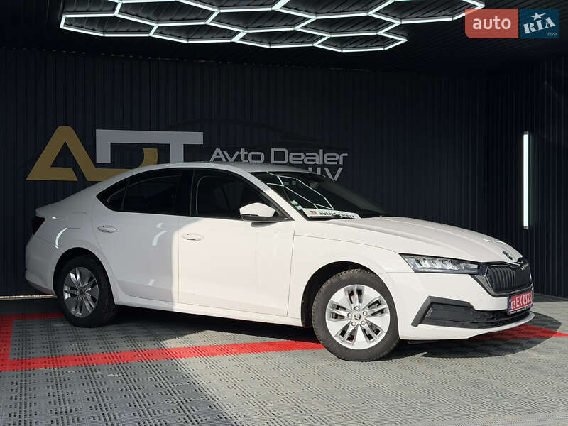 Лифтбек Skoda Octavia 2022 в Тячеве