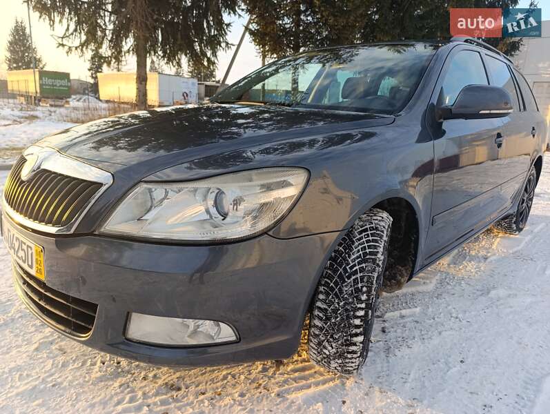 Универсал Skoda Octavia 2010 в Коломые