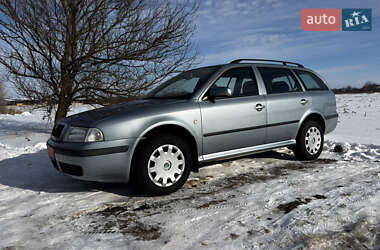 Універсал Skoda Octavia 2004 в Охтирці