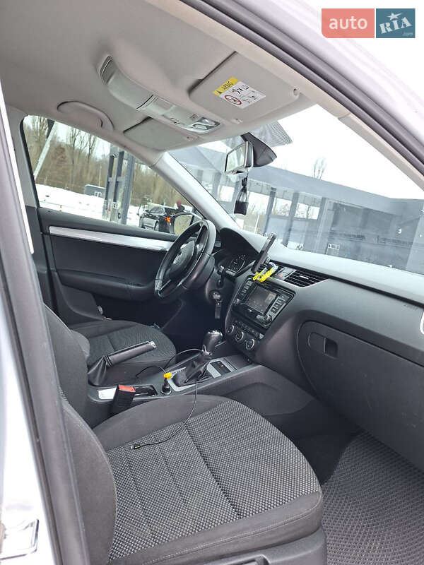 Универсал Skoda Octavia 2014 в Виннице