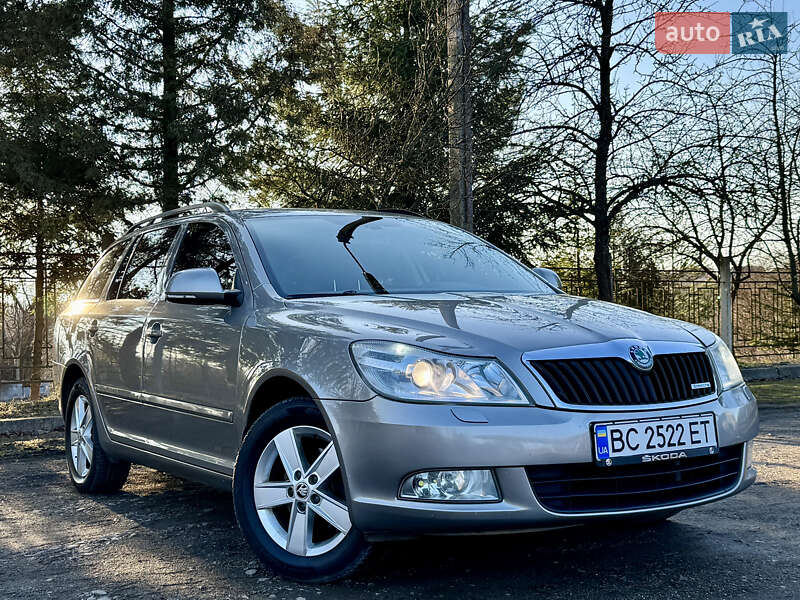 Универсал Skoda Octavia 2011 в Дрогобыче