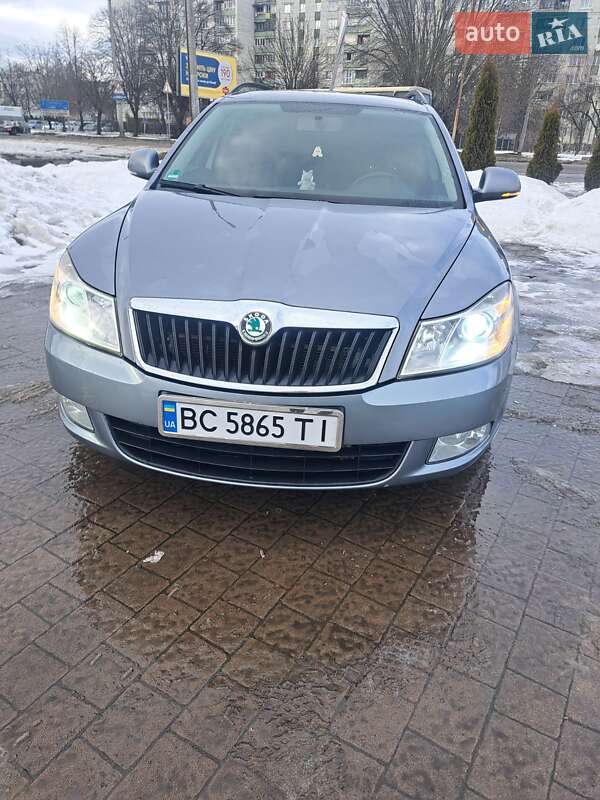 Универсал Skoda Octavia 2011 в Дрогобыче