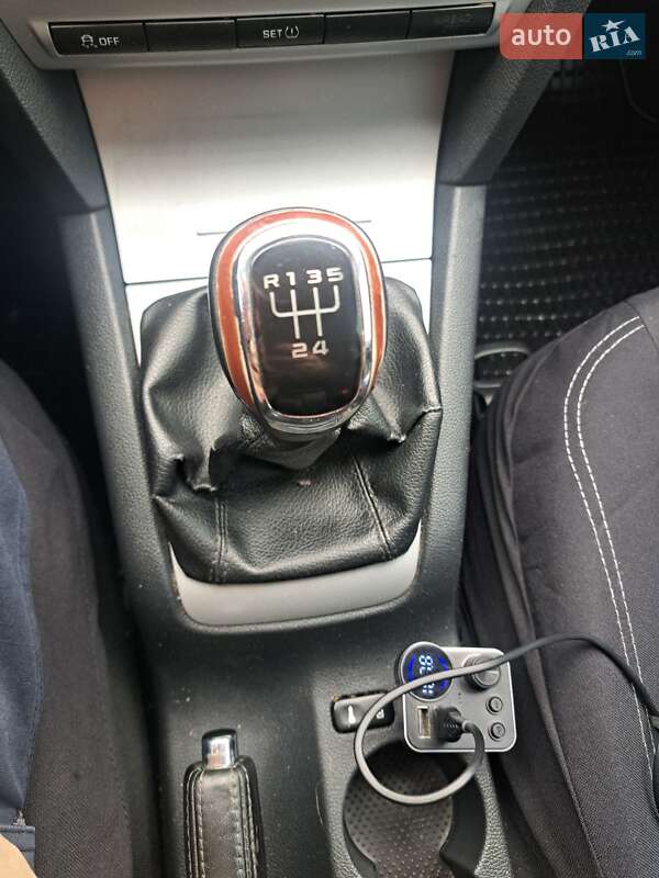 Универсал Skoda Octavia 2011 в Дрогобыче