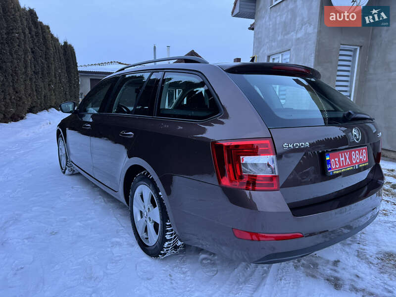 Универсал Skoda Octavia 2014 в Луцке фото 5 Универсал Skoda Octavia 2014 в Луцке