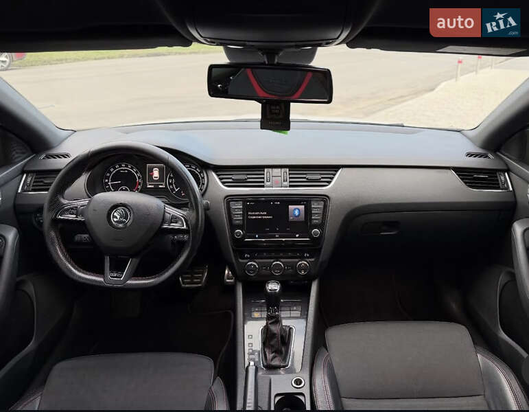 Универсал Skoda Octavia 2014 в Ужгороде