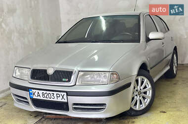 Лифтбек Skoda Octavia 2006 в Киеве