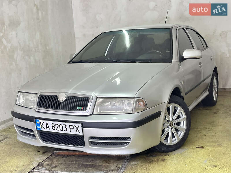 Лифтбек Skoda Octavia 2006 в Киеве