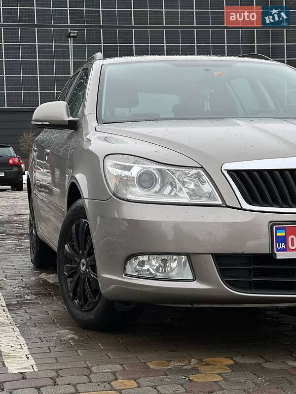 Универсал Skoda Octavia 2011 в Радивилове