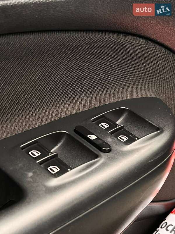 Универсал Skoda Octavia 2011 в Радивилове