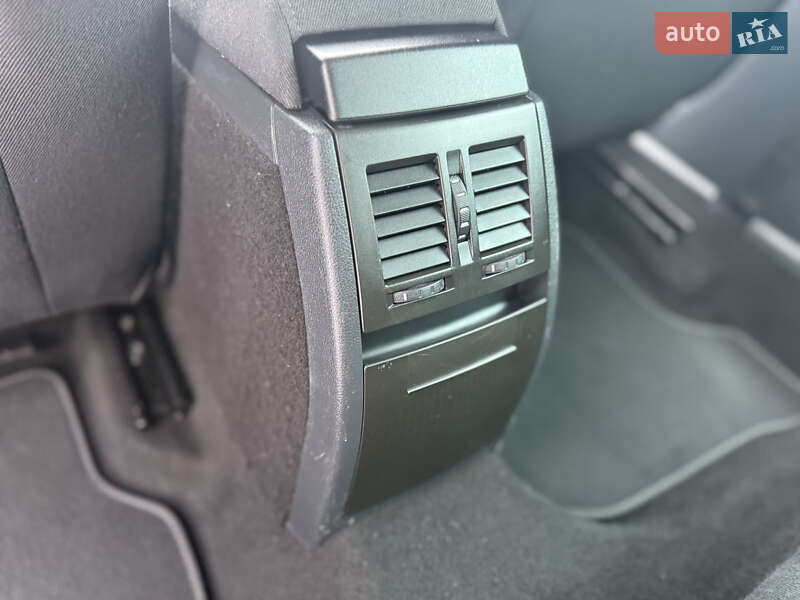 Универсал Skoda Octavia 2012 в Луцке