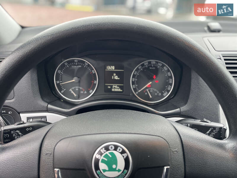 Универсал Skoda Octavia 2010 в Ровно фото 9 Универсал Skoda Octavia 2010 в Ровно