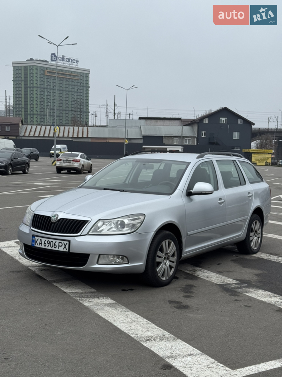 2010 Skoda Octavia - мініатюра 26