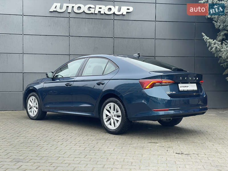 Лифтбек Skoda Octavia 2023 в Одессе