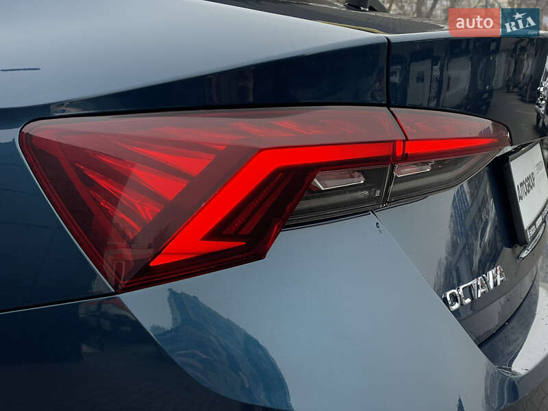 Лифтбек Skoda Octavia 2023 в Одессе