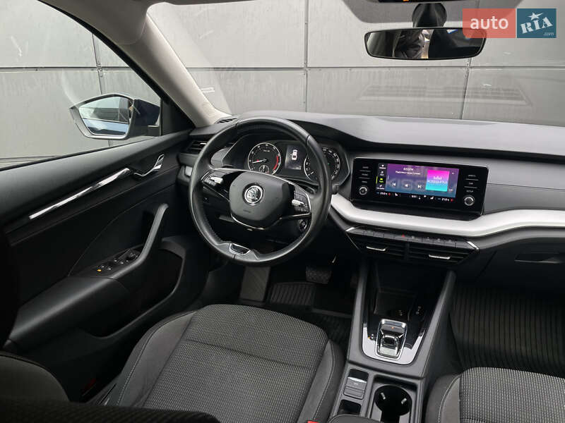 Лифтбек Skoda Octavia 2023 в Одессе
