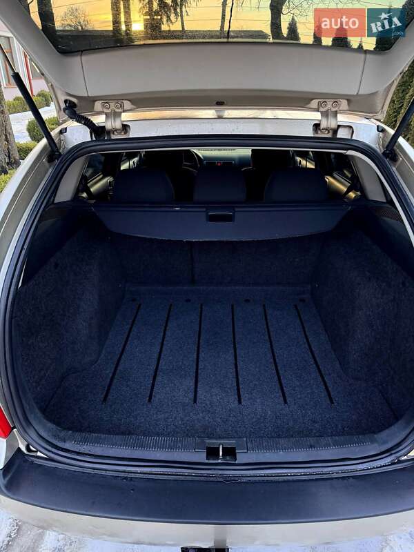 Универсал Skoda Octavia 2005 в Городке