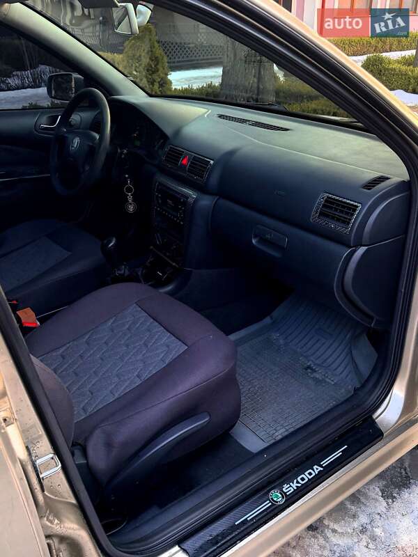 Универсал Skoda Octavia 2005 в Городке