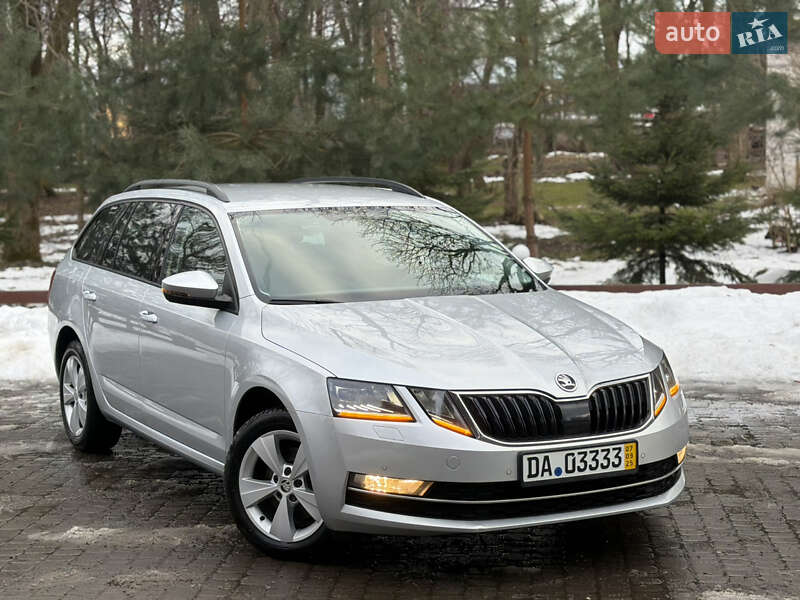 Универсал Skoda Octavia 2019 в Львове