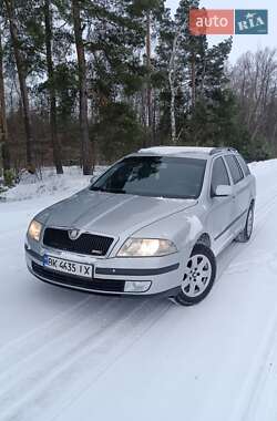 Универсал Skoda Octavia 2007 в Сарнах