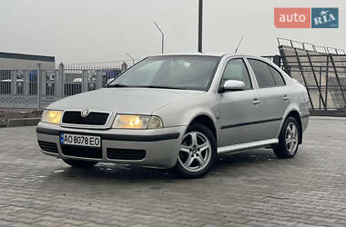 Лифтбек Skoda Octavia 2002 в Хусте