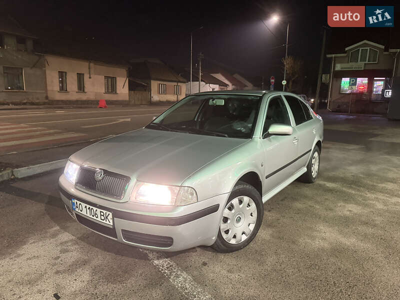 Лифтбек Skoda Octavia 2005 в Мукачево